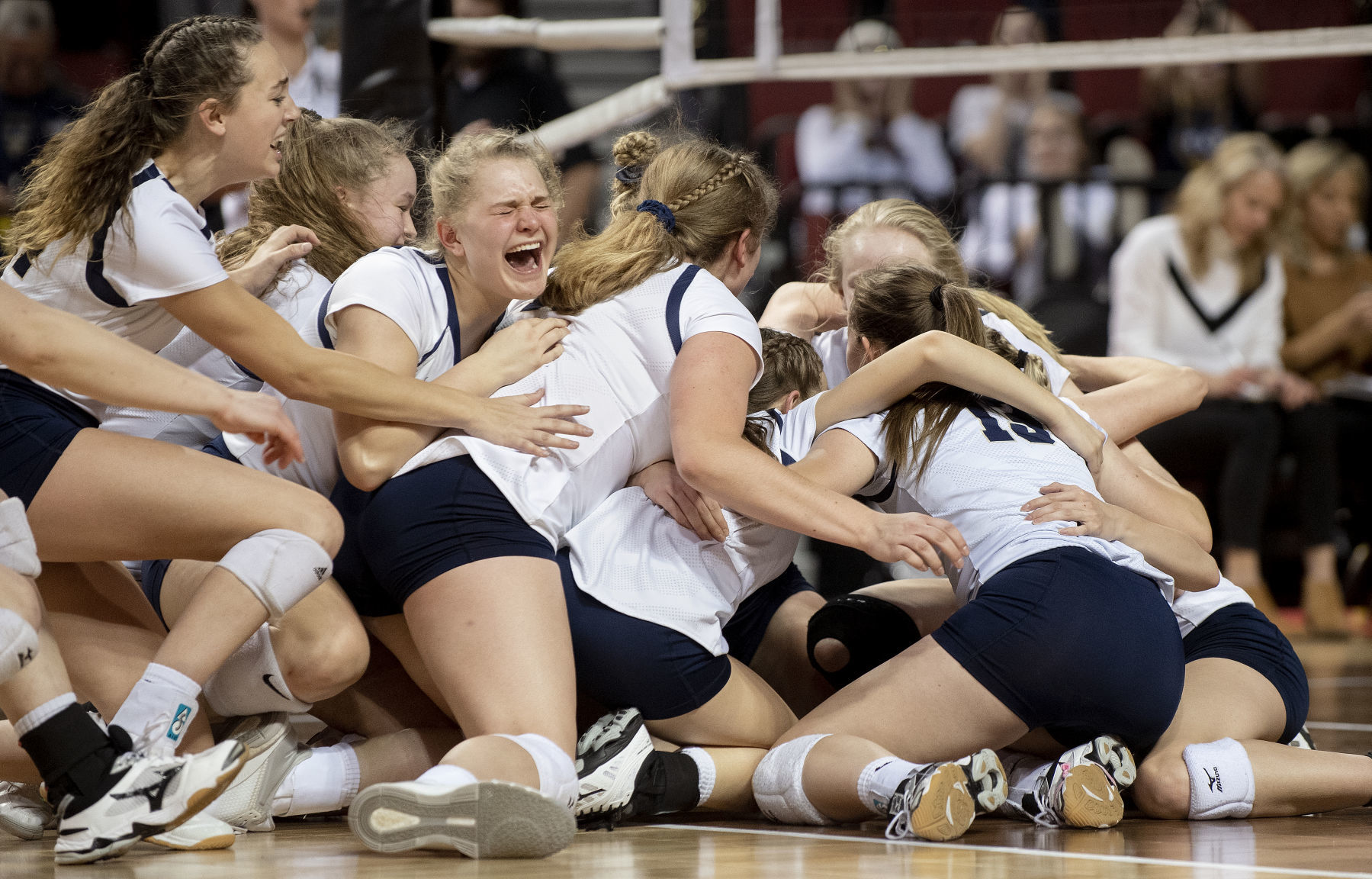 C-1 state volleyball, Wahoo vs. Lincoln Lutheran, 11.8